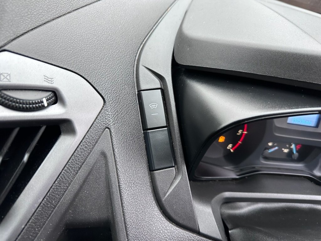 Used Ford Transit Custom 2015 for sale - 77499508: Photo 30