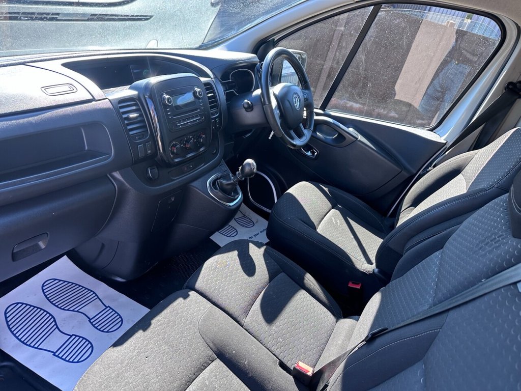 Used Vauxhall Vivaro 2015 for sale - 78153961: Photo 10