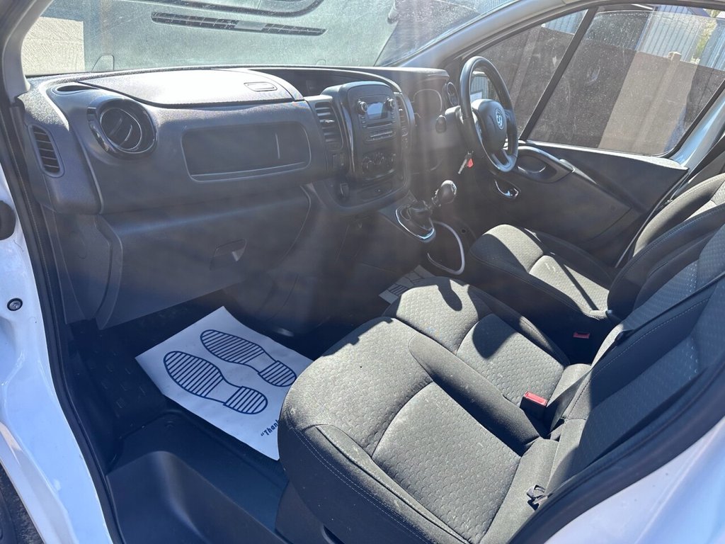 Used Vauxhall Vivaro 2015 for sale - 78153961: Photo 8