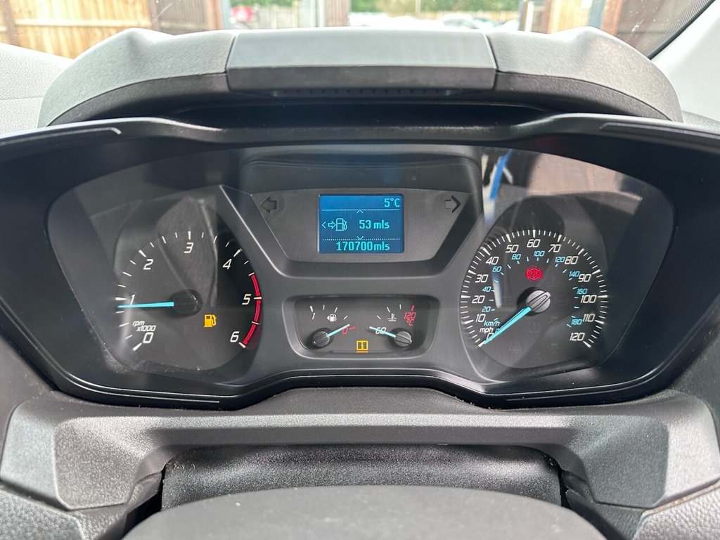 Used Ford Transit Custom 2015 for sale - 77593870: Photo 24