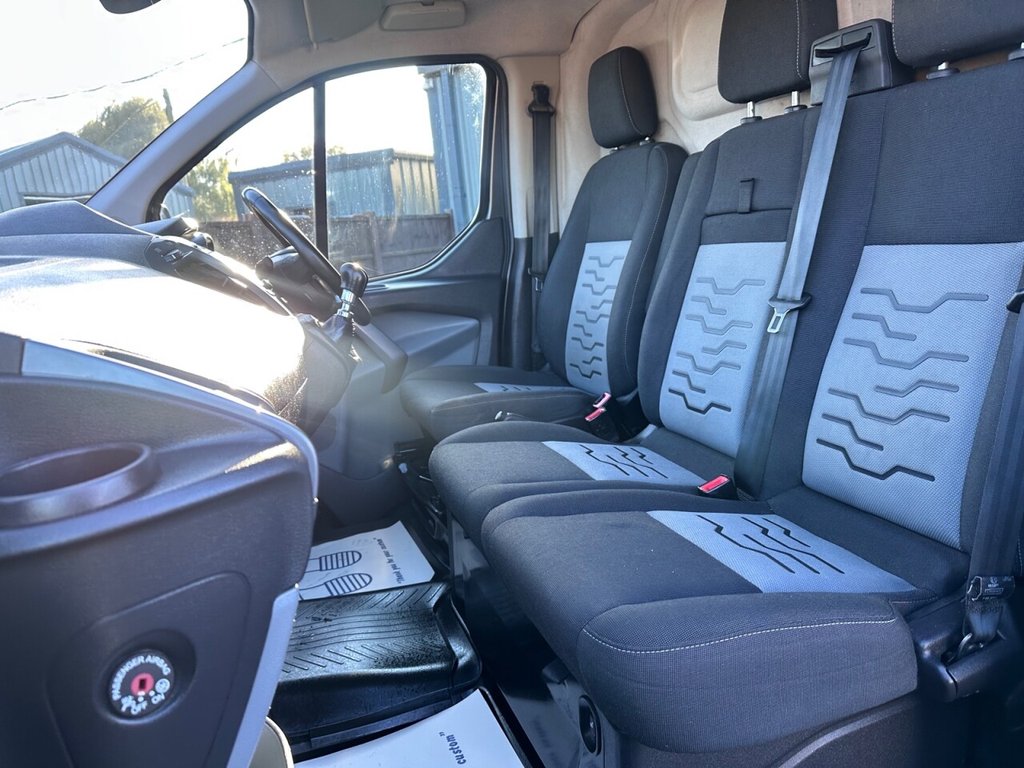 Used Ford Transit Custom 2017 for sale - 76660615: Photo 15