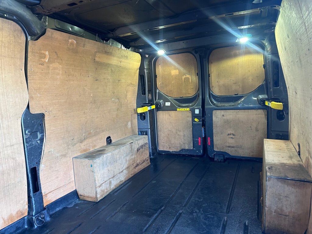 Used Ford Transit Custom 2017 for sale - 76660615: Photo 20