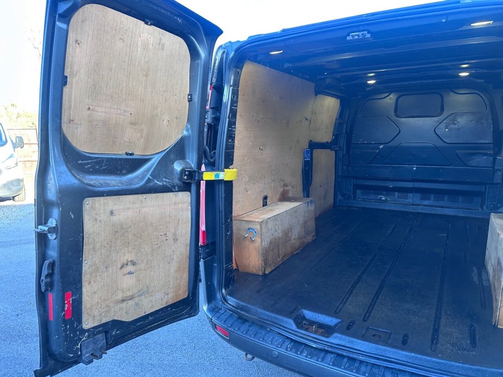 Used Ford Transit Custom 2017 for sale - 76660615: Photo 23