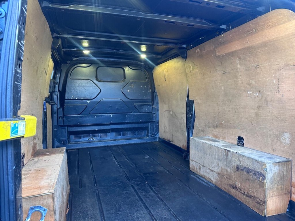 Used Ford Transit Custom 2017 for sale - 76660615: Photo 25