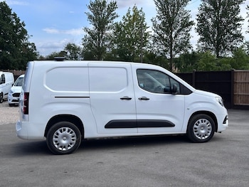 Used Vauxhall Combo 2020 for sale - 75287070: Photo