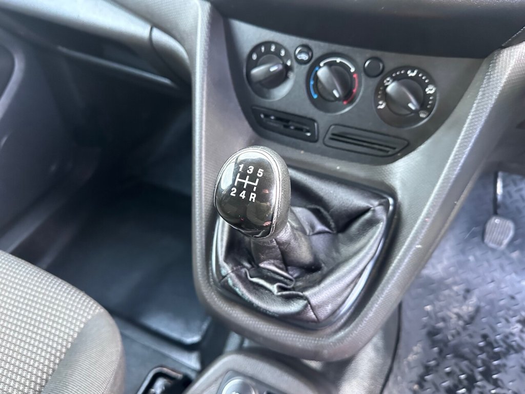 Used Ford Transit Connect 2015 for sale - 77210293: Photo 25