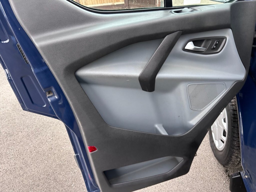 Used Ford Transit Custom 2015 for sale - 78124066: Photo 17