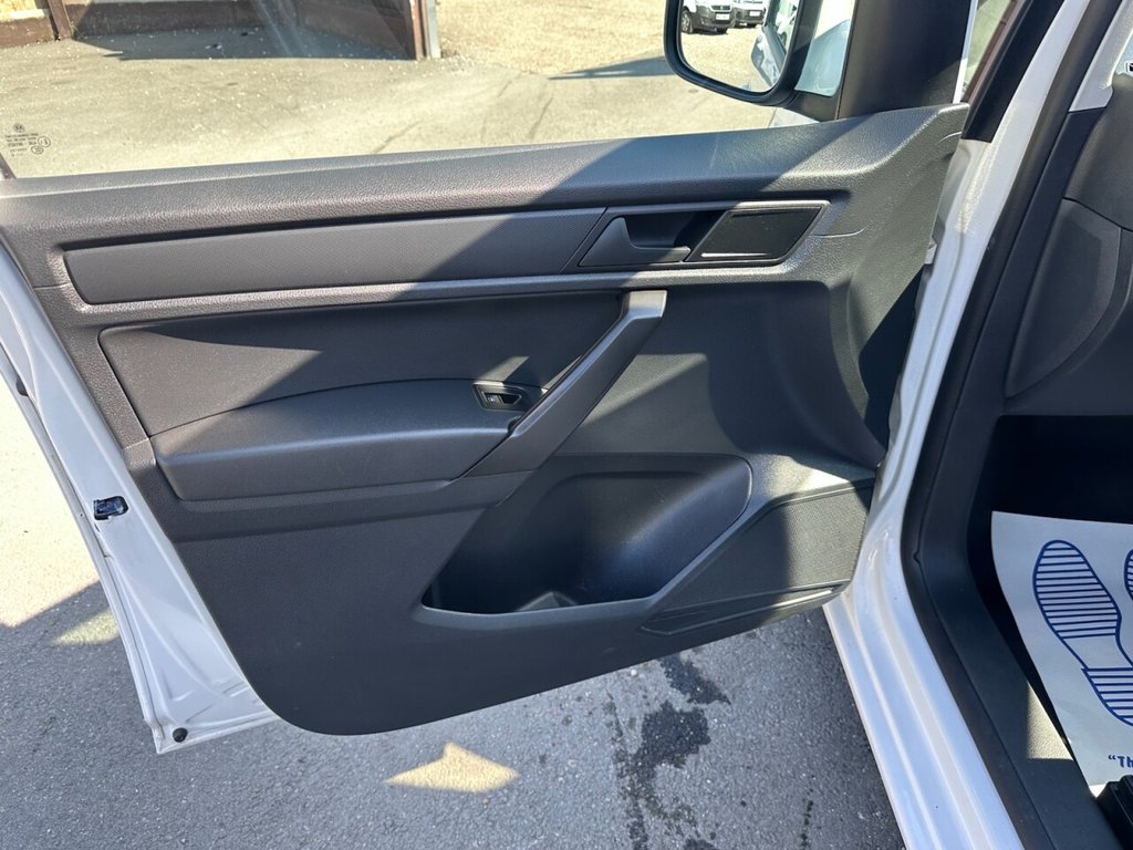 Used Volkswagen Caddy Maxi 2019 for sale - 78110369: Photo 16