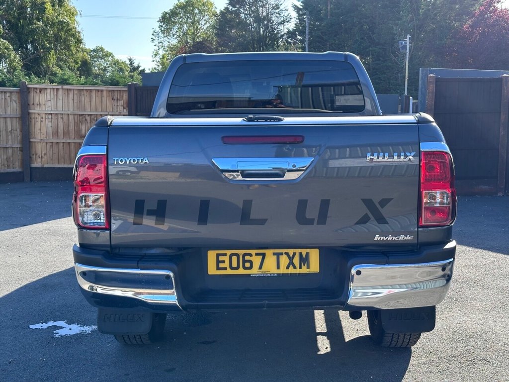 Used Toyota Hilux 2017 for sale - 76223063: Photo 11