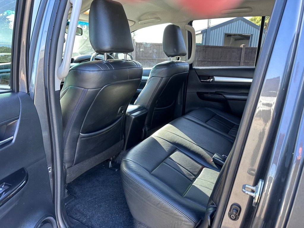 Used Toyota Hilux 2017 for sale - 76223063: Photo 22