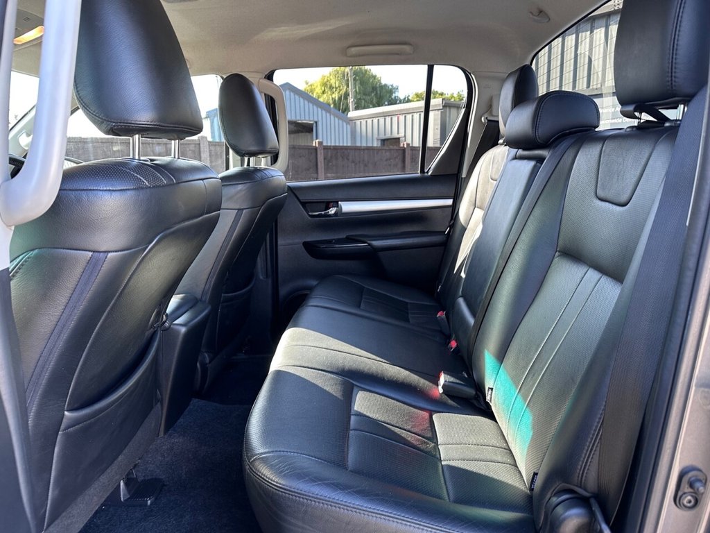 Used Toyota Hilux 2017 for sale - 76223063: Photo 23