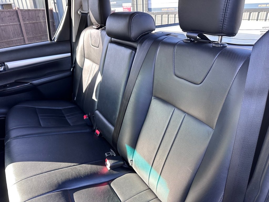 Used Toyota Hilux 2017 for sale - 76223063: Photo 25
