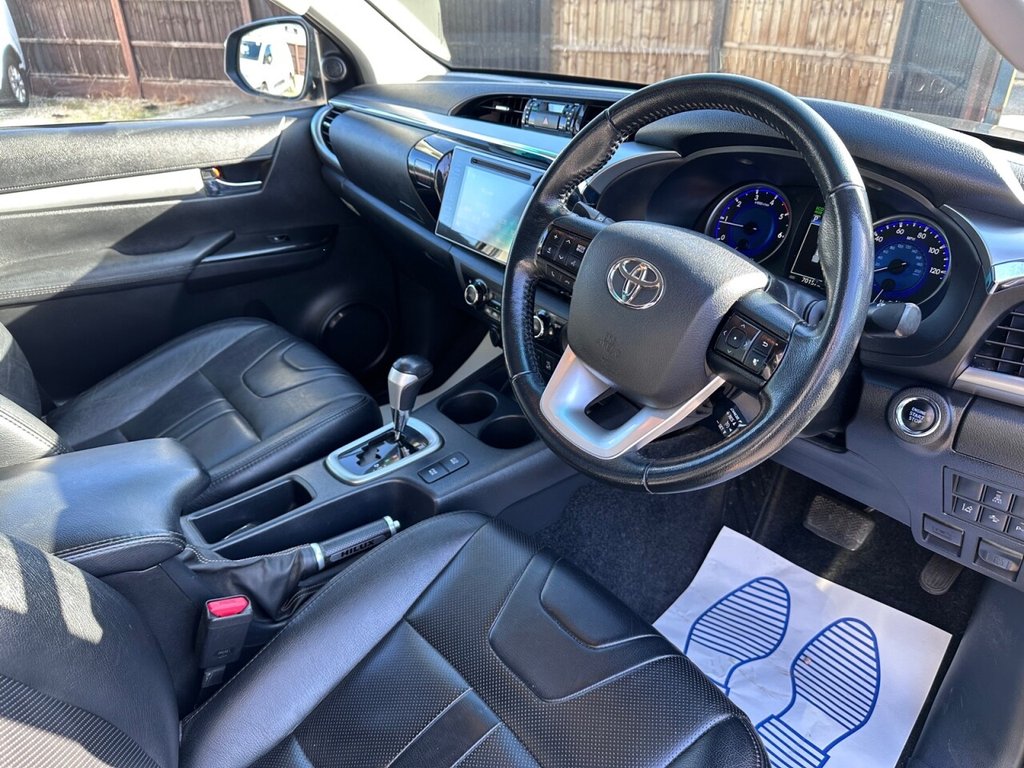 Used Toyota Hilux 2017 for sale - 76223063: Photo 30