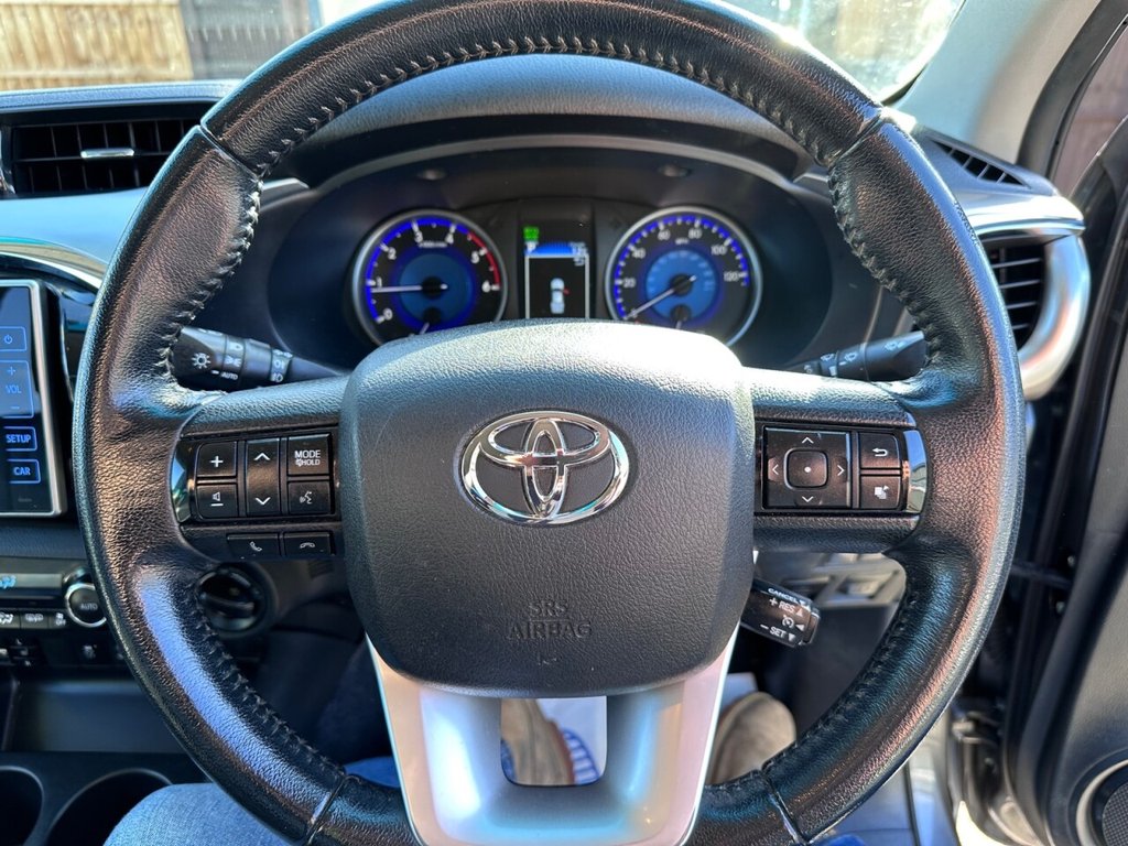 Used Toyota Hilux 2017 for sale - 76223063: Photo 43