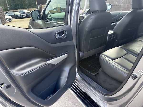 Used Nissan Navara 2020 for sale - 76304253: Photo 21