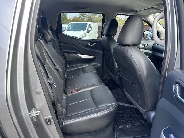 Used Nissan Navara 2020 for sale - 76304253: Photo 24