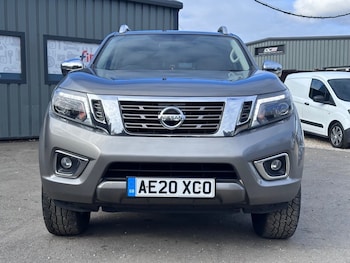 Used Nissan Navara 2020 for sale - 76304253: Photo