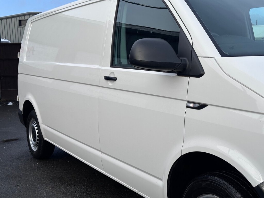 Used Volkswagen Transporter 2018 for sale - 76739971: Photo 10