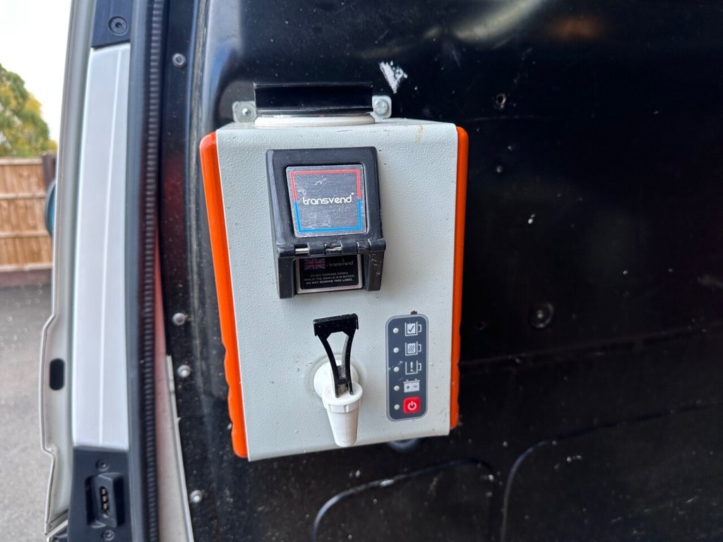 Used Volkswagen Transporter 2018 for sale - 76739971: Photo 17