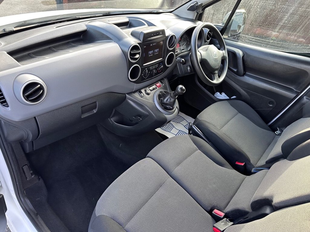 Used Peugeot Partner 2017 for sale - 76910200: Photo 16