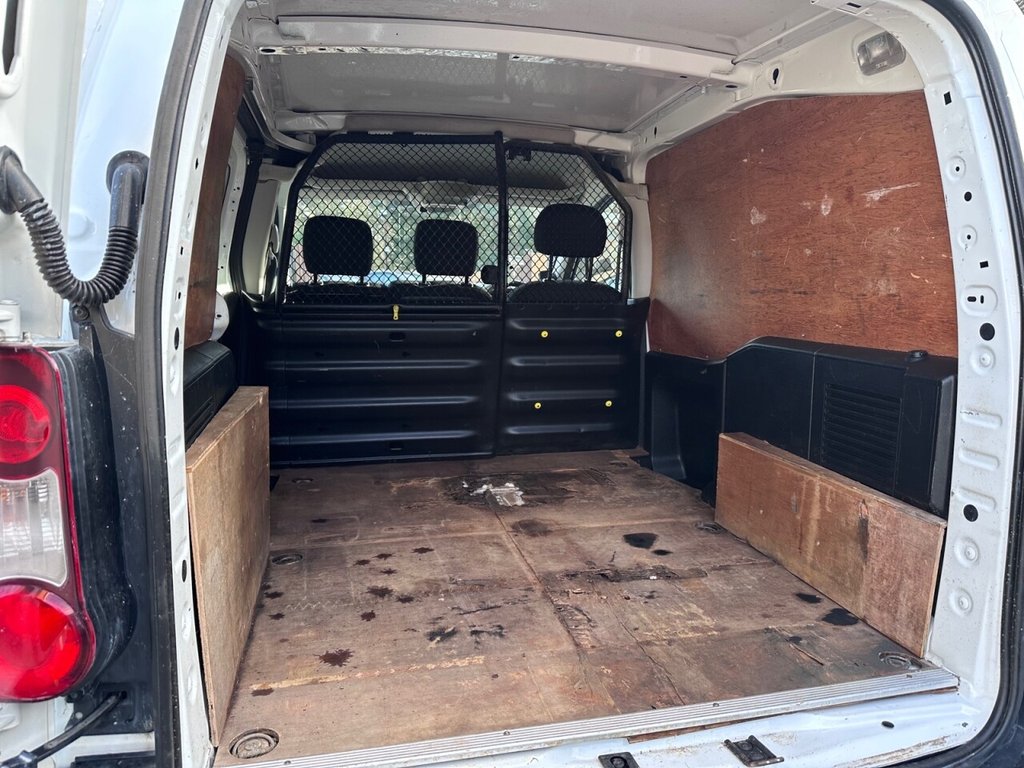 Used Peugeot Partner 2017 for sale - 76910200: Photo 23