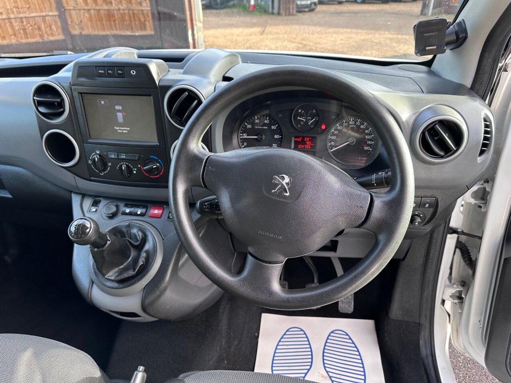 Used Peugeot Partner 2017 for sale - 76910200: Photo 26