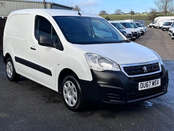 Used Peugeot Partner 2017 for sale - 76910200: Photo