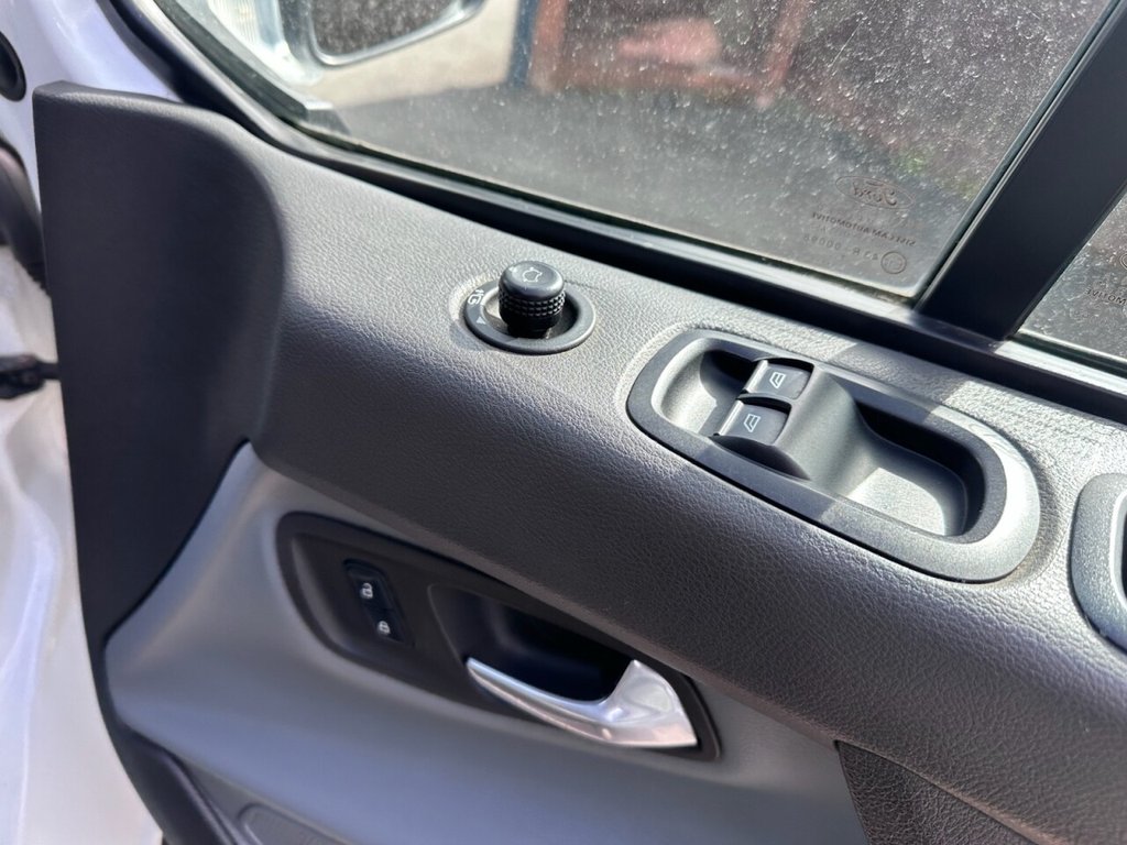Used Ford Transit Custom 2018 for sale - 78083297: Photo 35
