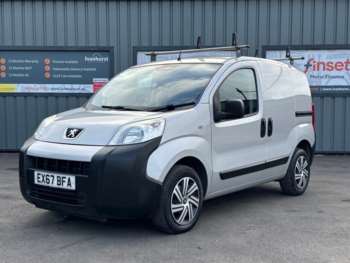 Peugeot store bipper van