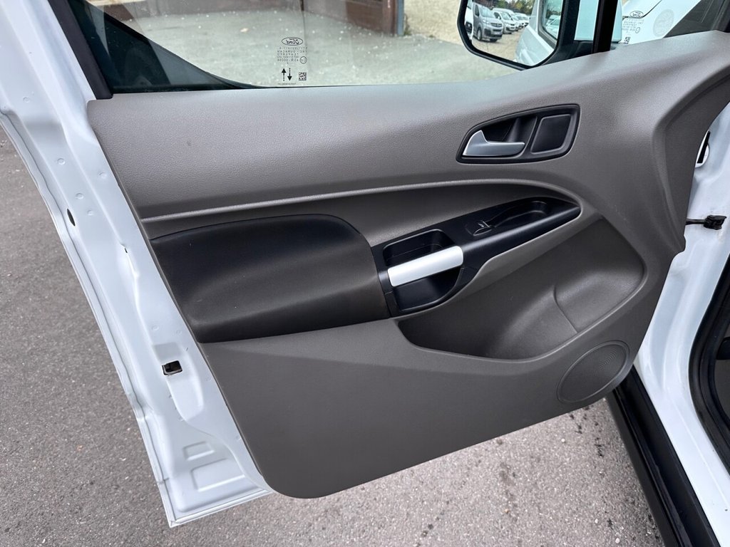 Used Ford Transit Connect 2023 for sale - 76386042: Photo 17