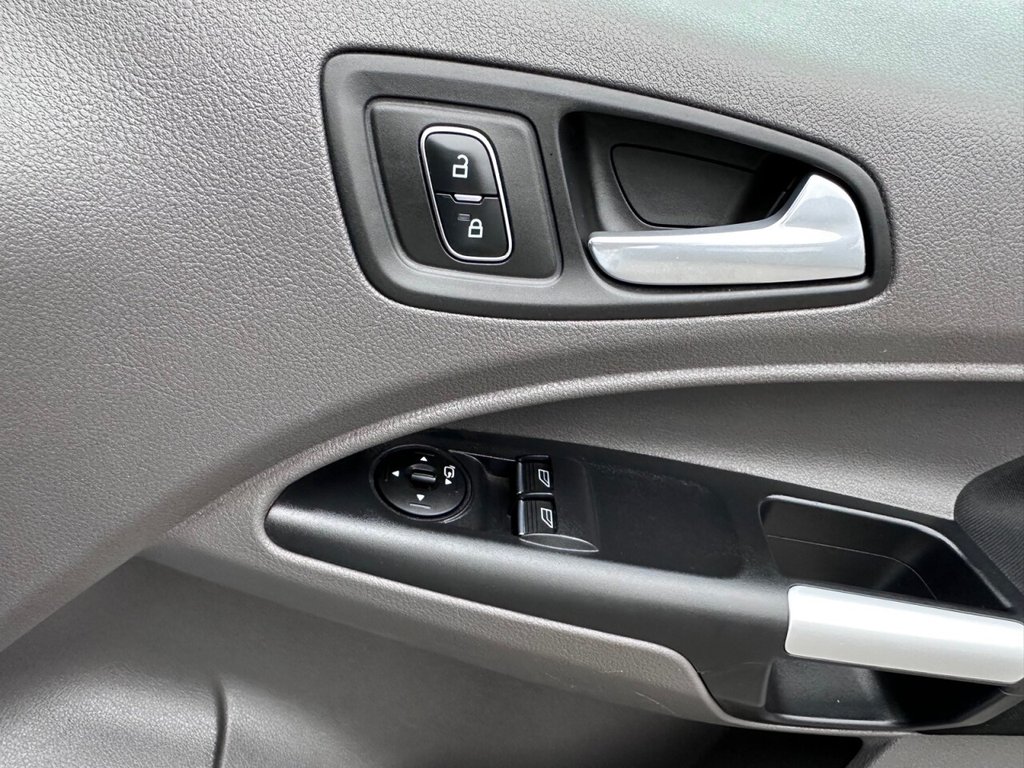 Used Ford Transit Connect 2023 for sale - 76386042: Photo 35