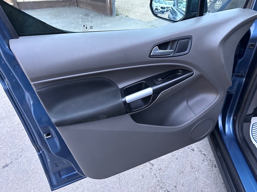 Used Ford Transit Connect 2020 for sale - 76855093: Photo 16