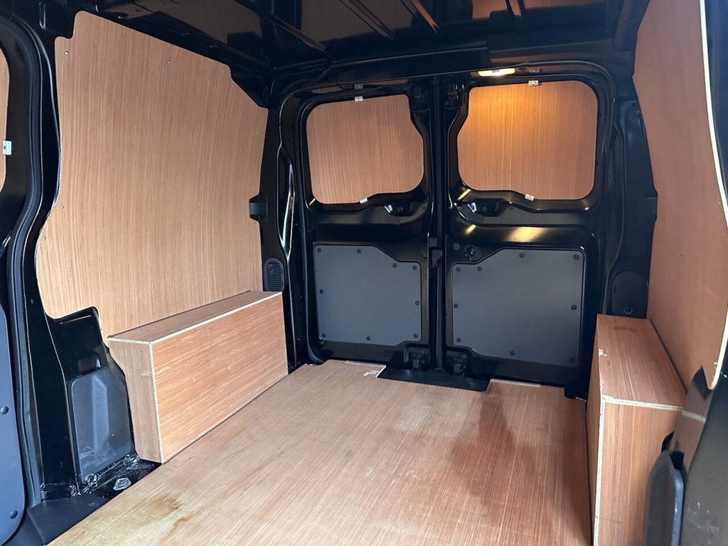 Used Vauxhall Vivaro 2022 for sale - 77302702: Photo 19