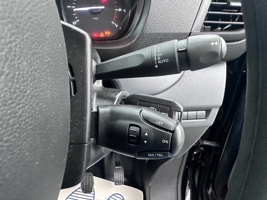 Used Vauxhall Vivaro 2022 for sale - 77302702: Photo 31