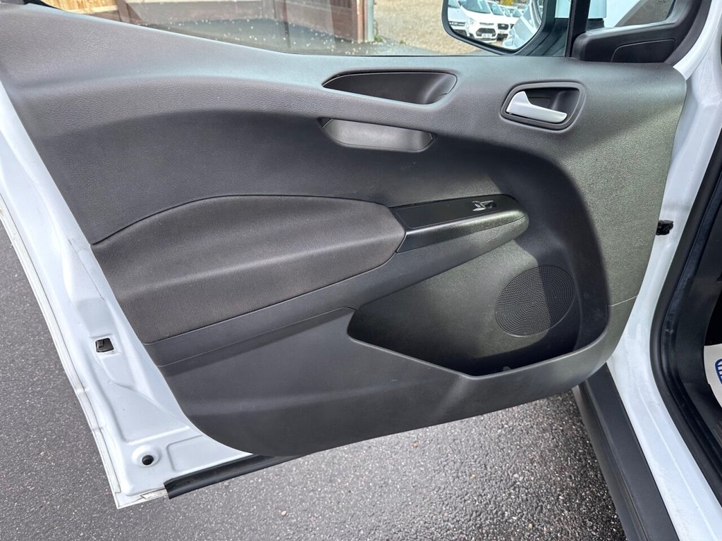 Used Ford Transit Courier 2019 for sale - 77210309: Photo 17