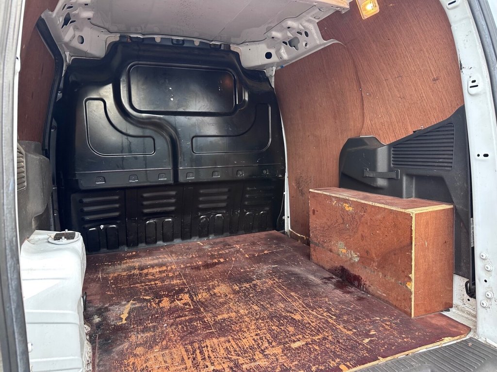 Used Ford Transit Courier 2019 for sale - 77210309: Photo 25