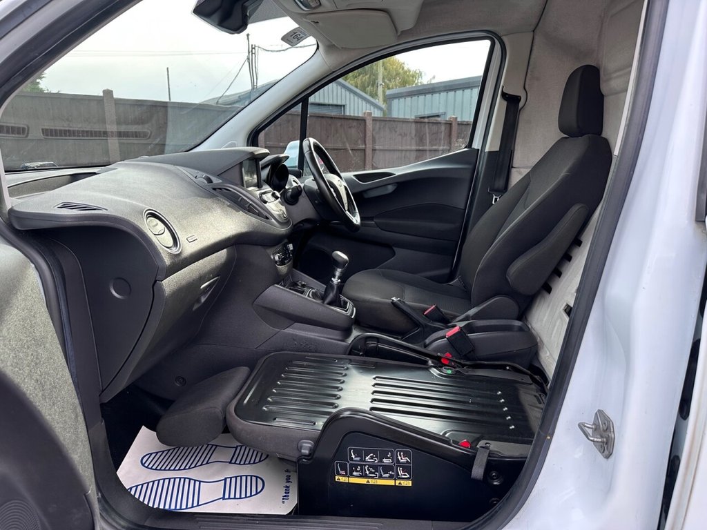 Used Ford Transit Courier 2019 for sale - 77210309: Photo 26