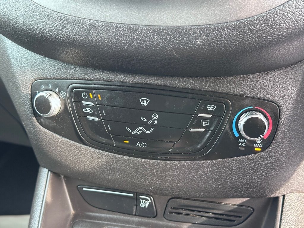 Used Ford Transit Courier 2019 for sale - 77210309: Photo 40