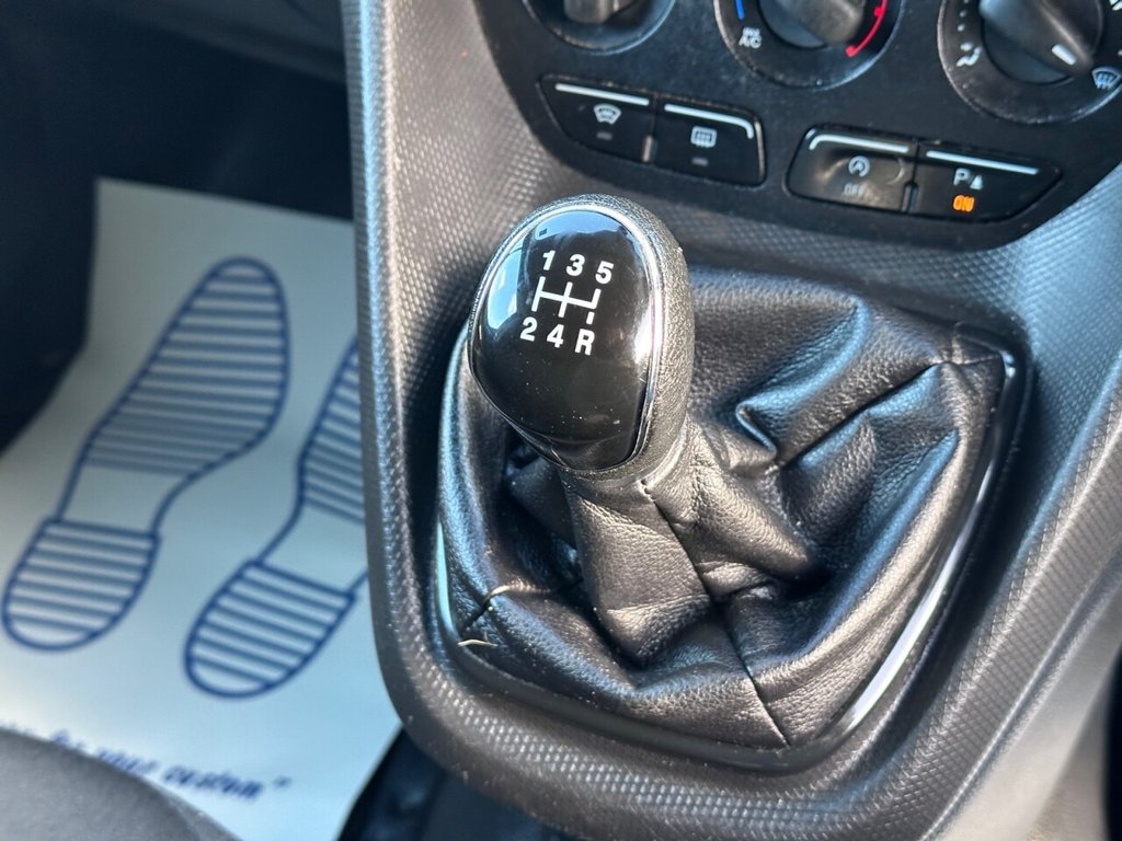 Used Ford Transit Connect 2018 for sale - 77210308: Photo 37