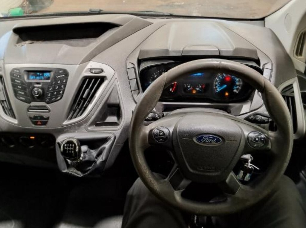 Used Ford Transit Custom 2017 for sale - 76417763: Photo 4