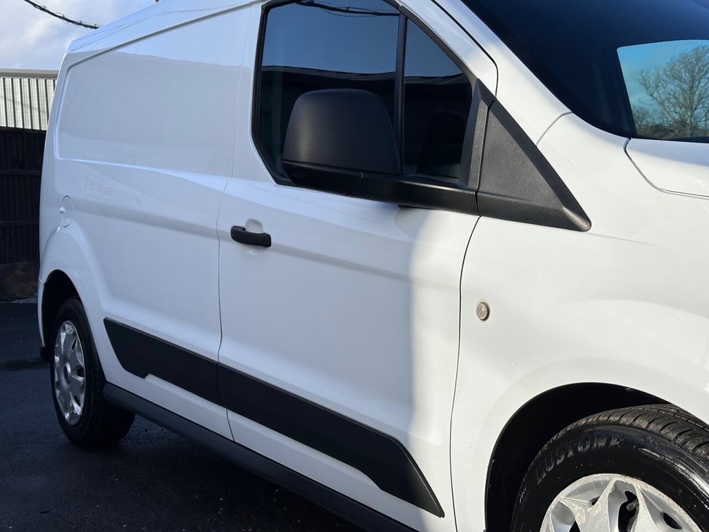 Used Ford Transit Connect 2018 for sale - 76820556: Photo 12