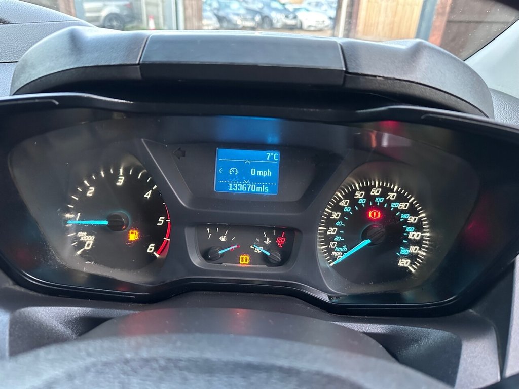 Used Ford Transit Custom 2017 for sale - 76711581: Photo 24