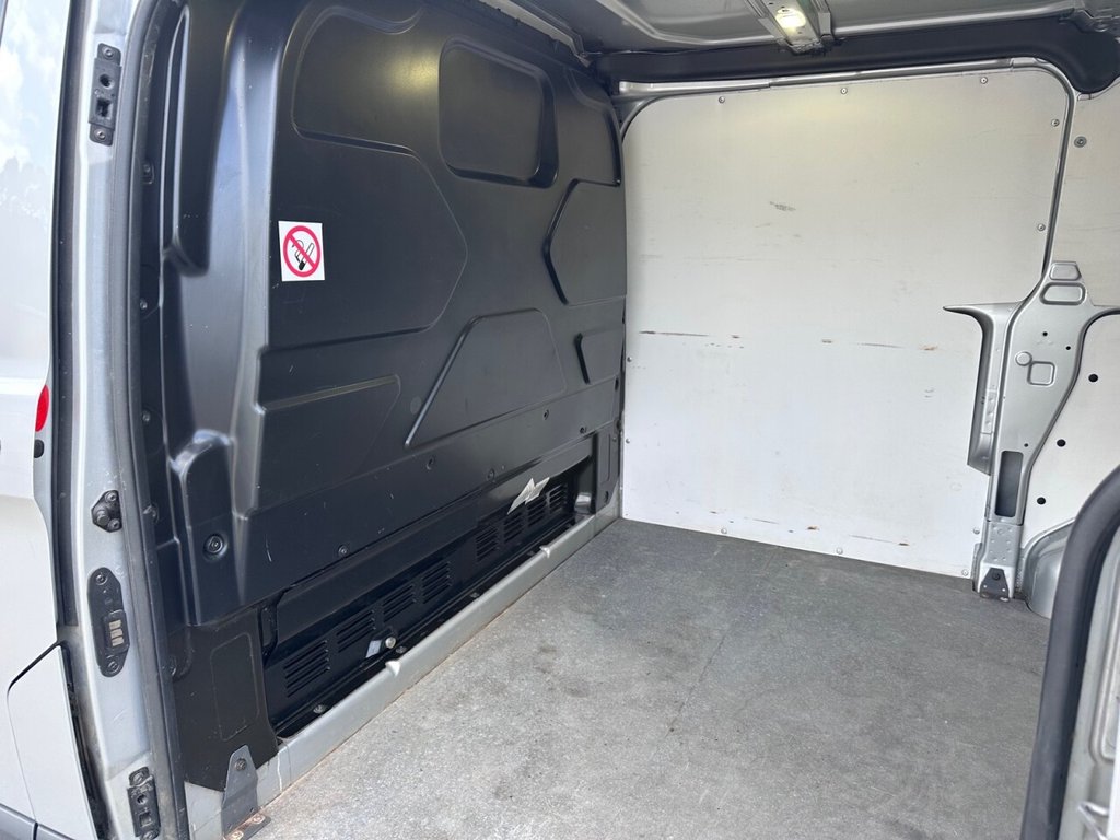 Used Ford Transit Custom 2017 for sale - 75973622: Photo 18