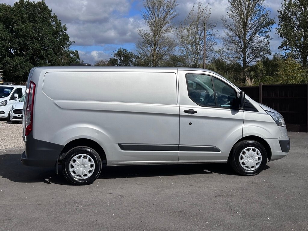 Used Ford Transit Custom 2017 for sale - 75973622: Photo 5