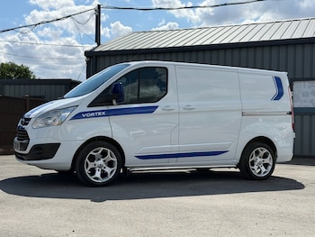 Used Ford Transit Custom 2017 for sale - 79370548: Photo