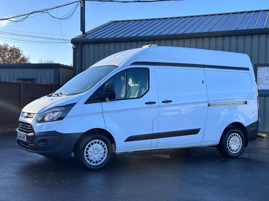 Used Ford Transit Custom 2015 for sale - 76784215: Photo 2