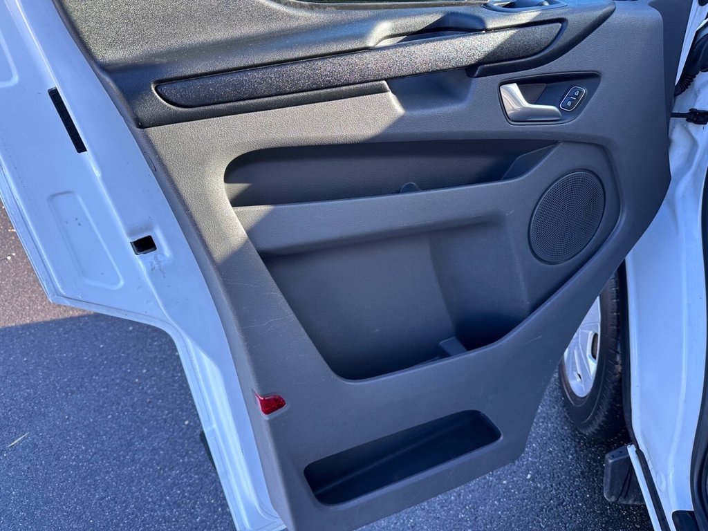 Used Ford Transit Custom 2019 for sale - 76783538: Photo 17