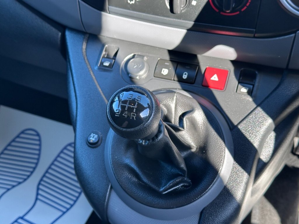 Used Peugeot Partner 2018 for sale - 77941707: Photo 37