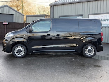 Used Vauxhall Vivaro 2022 for sale - 77369073: Photo