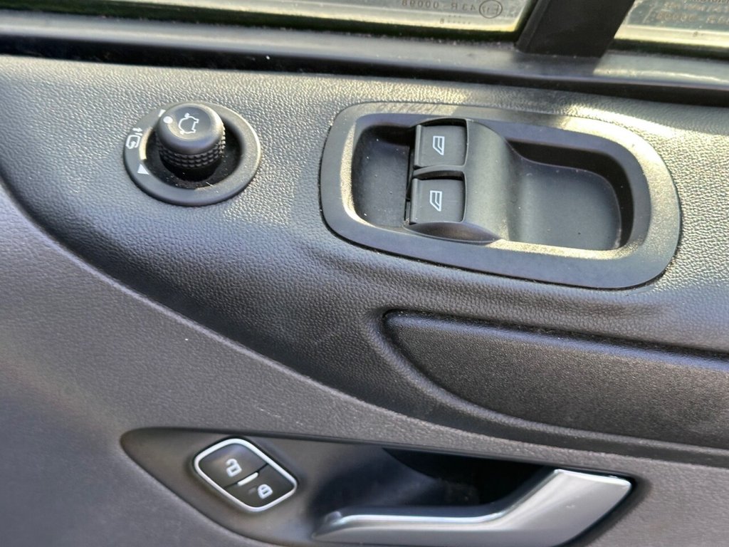Used Ford Transit Custom 2018 for sale - 77210292: Photo 33